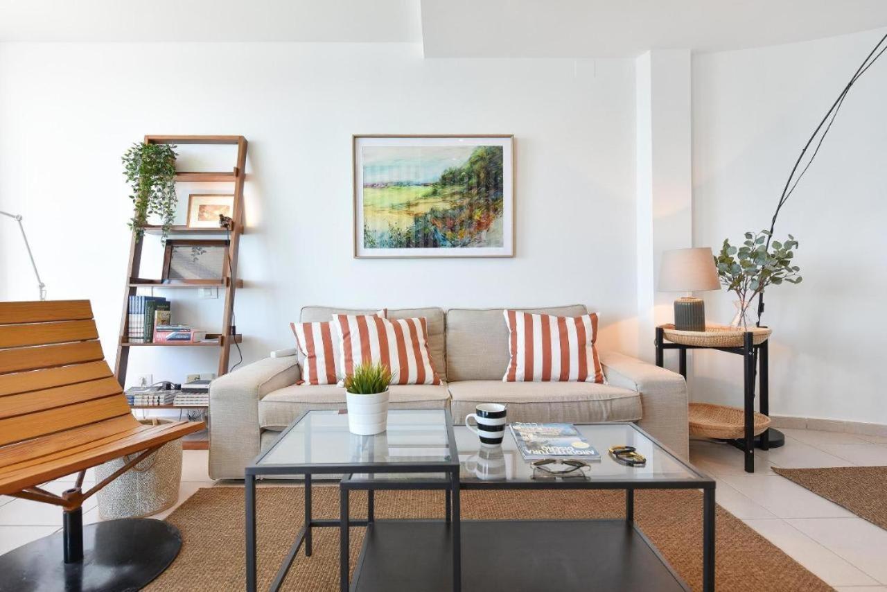 Spectacular 3-bedroom Ocean View In Canteras *